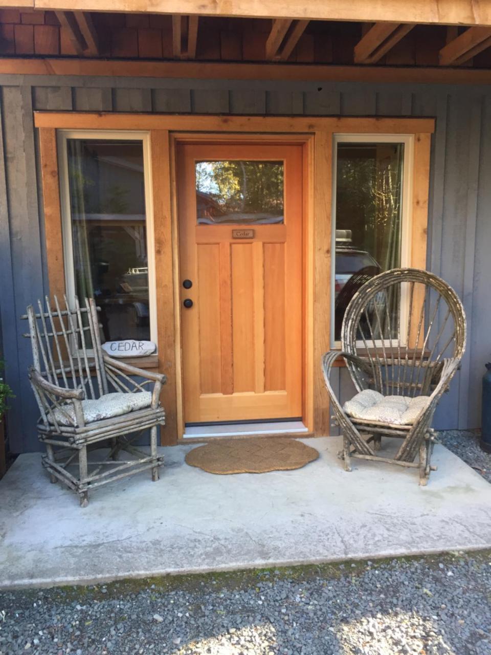 Black Bear Guesthouse Tofino Kültér fotó